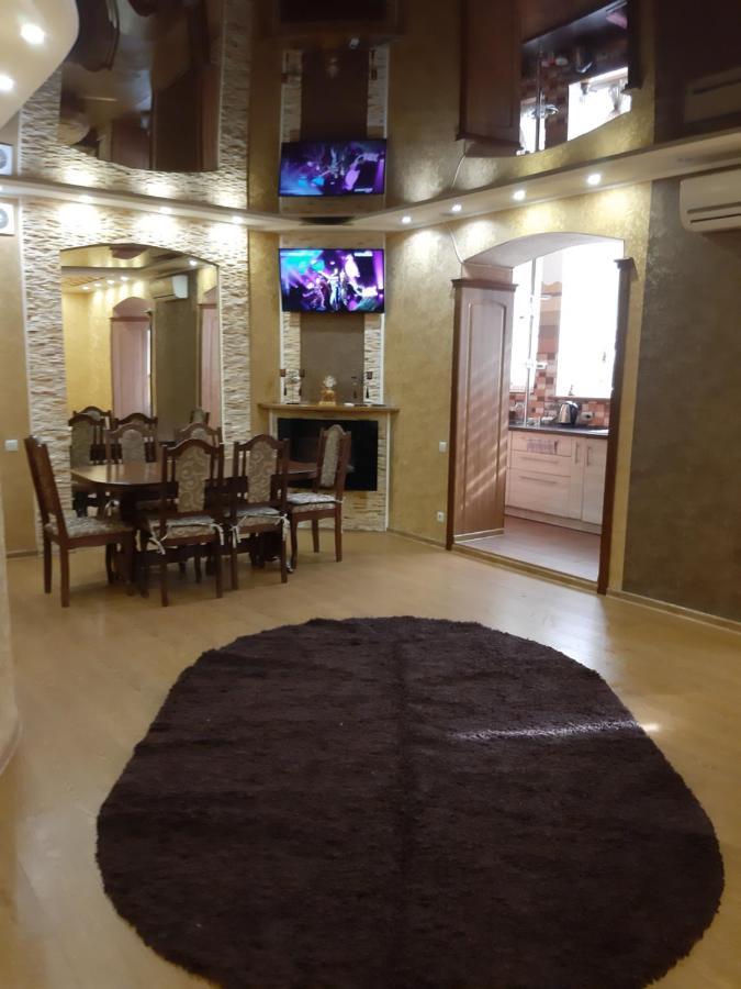 Lux Apartment City Center Николайев Екстериор снимка