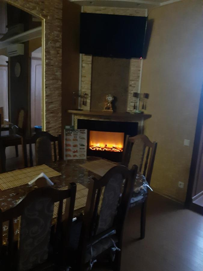Lux Apartment City Center Николайев Екстериор снимка