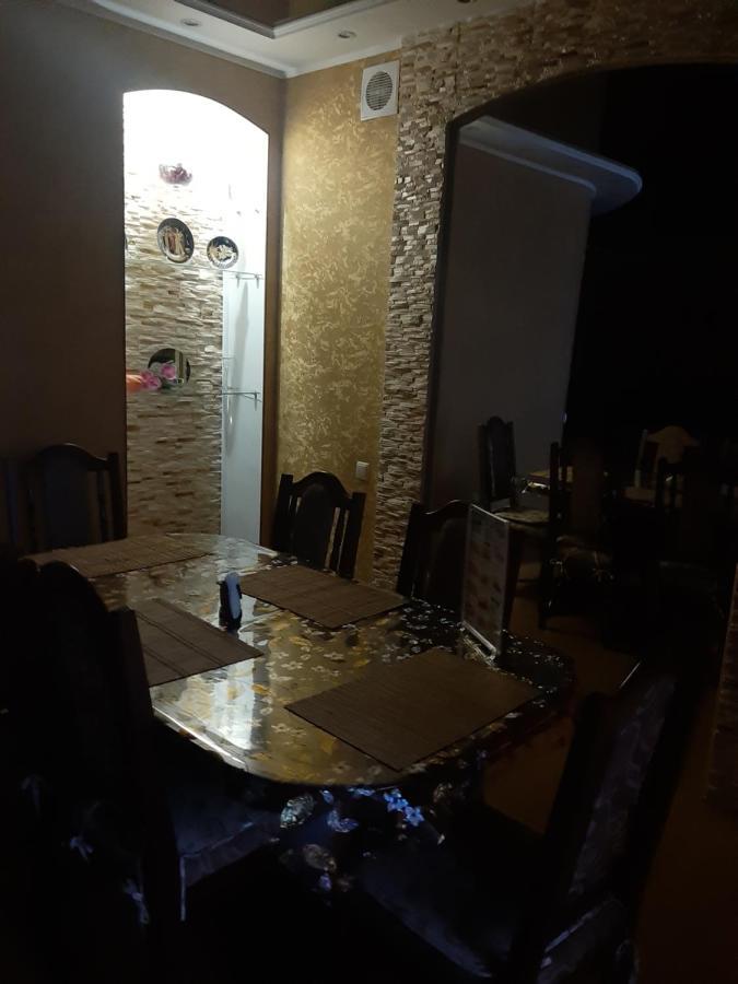 Lux Apartment City Center Николайев Екстериор снимка