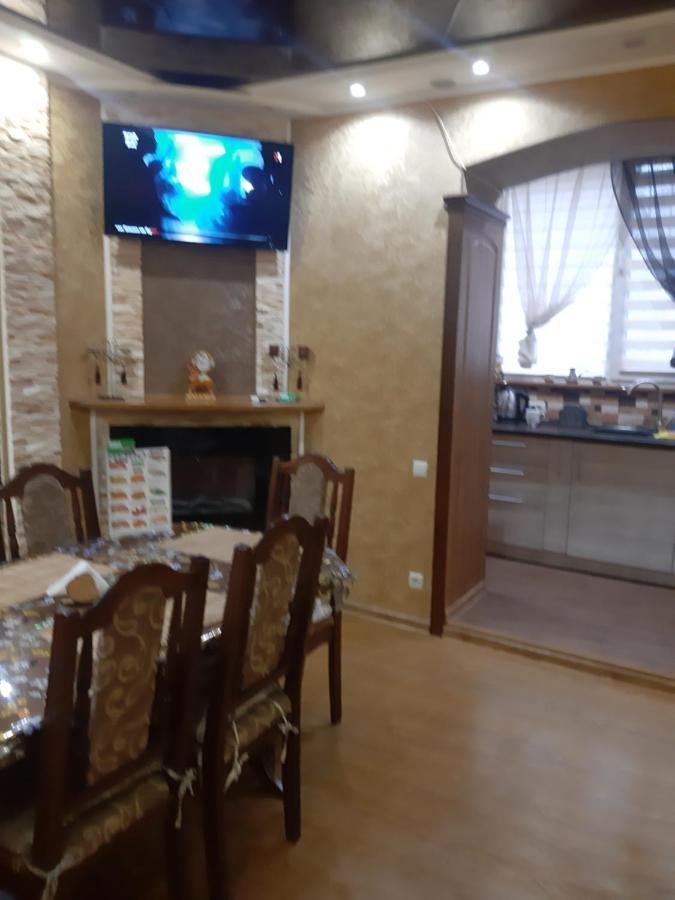 Lux Apartment City Center Николайев Екстериор снимка