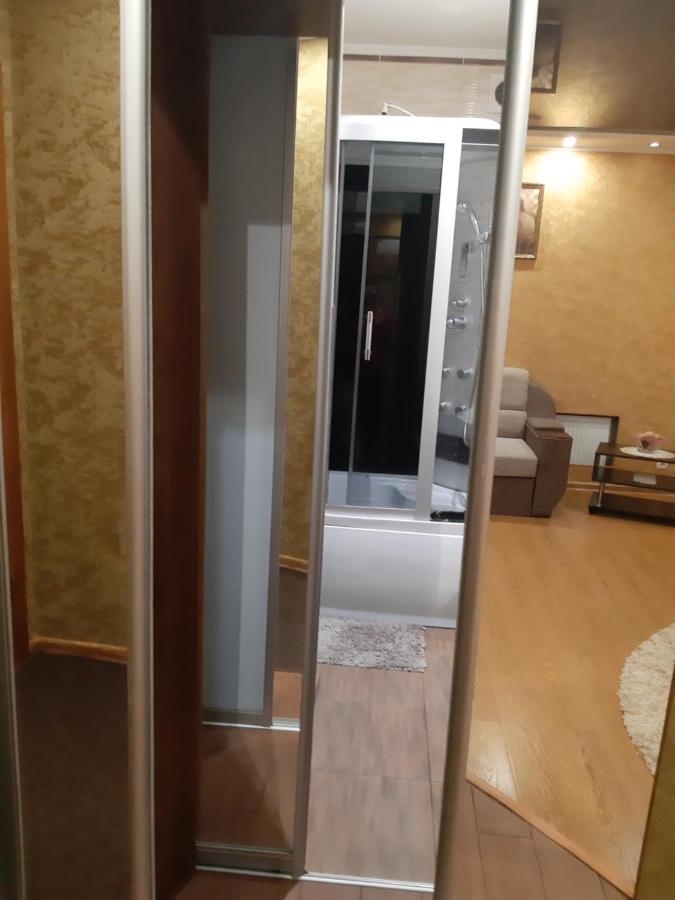 Lux Apartment City Center Николайев Екстериор снимка