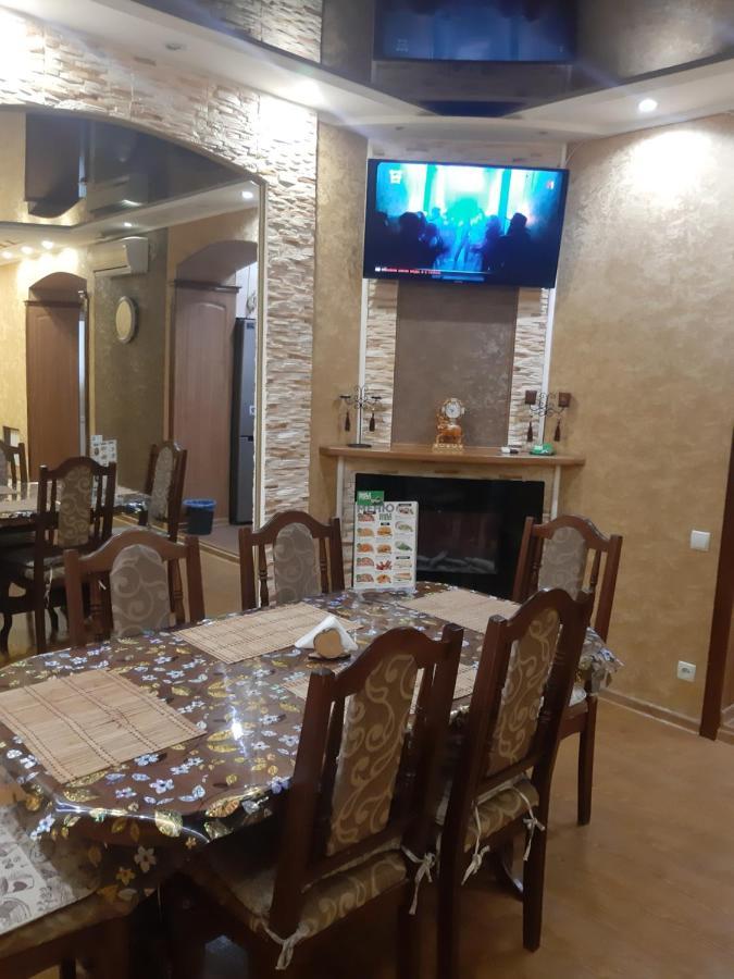Lux Apartment City Center Николайев Екстериор снимка