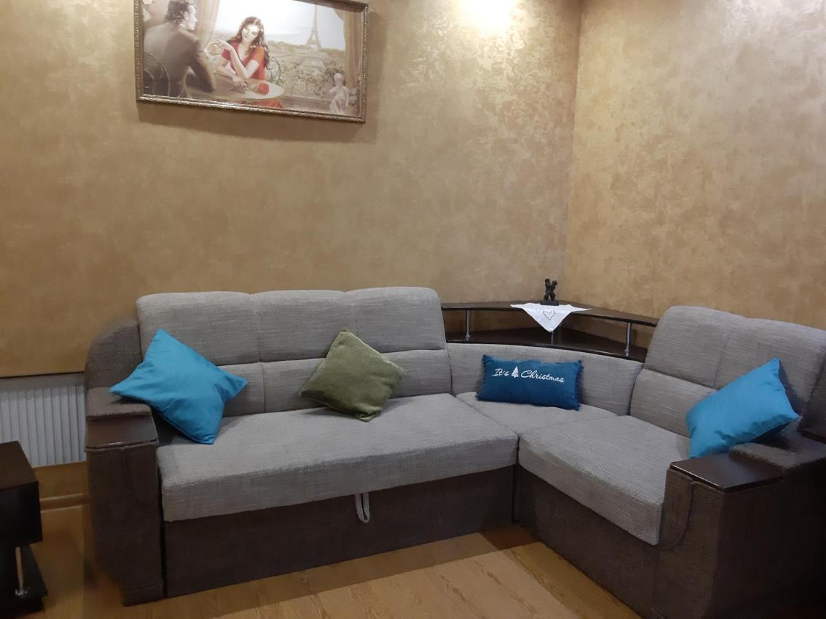 Lux Apartment City Center Николайев Екстериор снимка